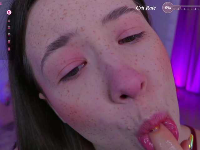 Trixiie live webcam show