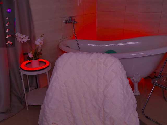 Trixiie live cam on BongaCams