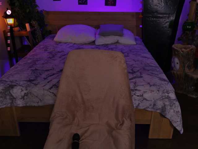 Trixiie live cam on BongaCams