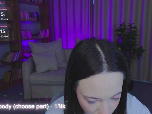 Trixiie live webcam show