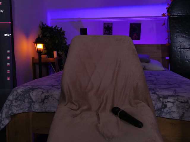 Trixiie live cam on BongaCams