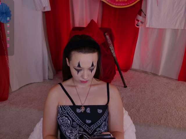 Trixiie live cam on BongaCams