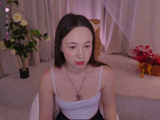 Trixiie live cam on BongaCams