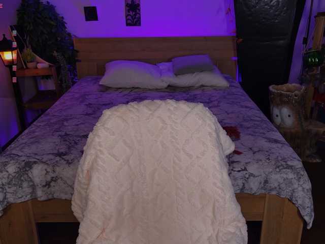 Trixiie live cam on BongaCams