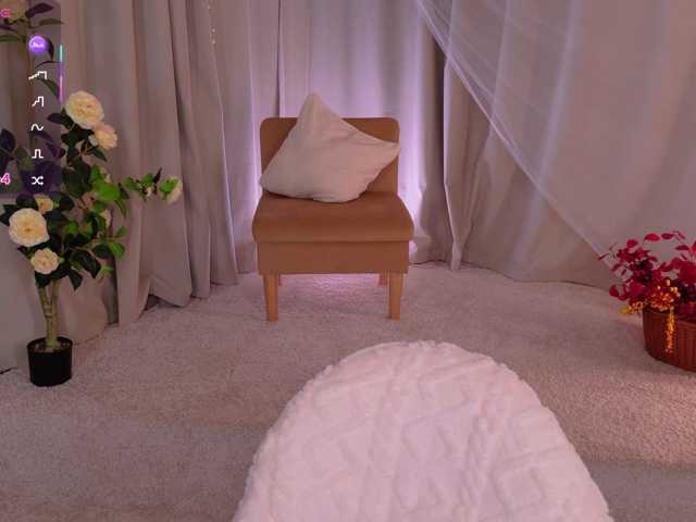 Trixiie live cam on BongaCams