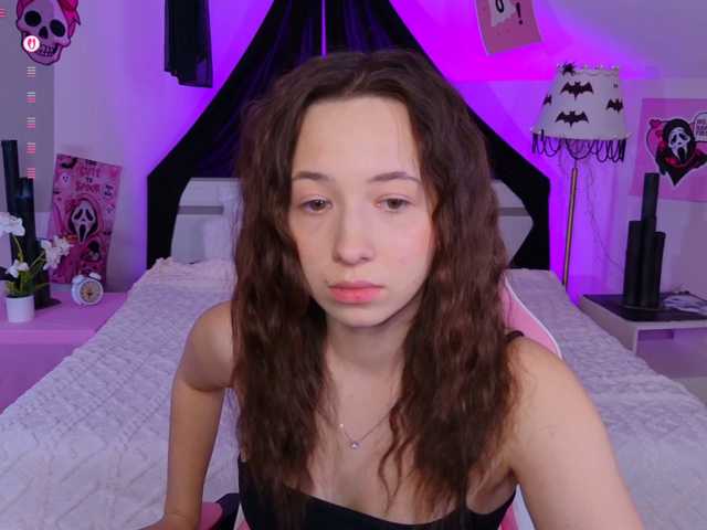 Trixiie live cam on BongaCams
