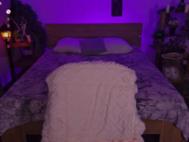 Trixiie live cam on BongaCams