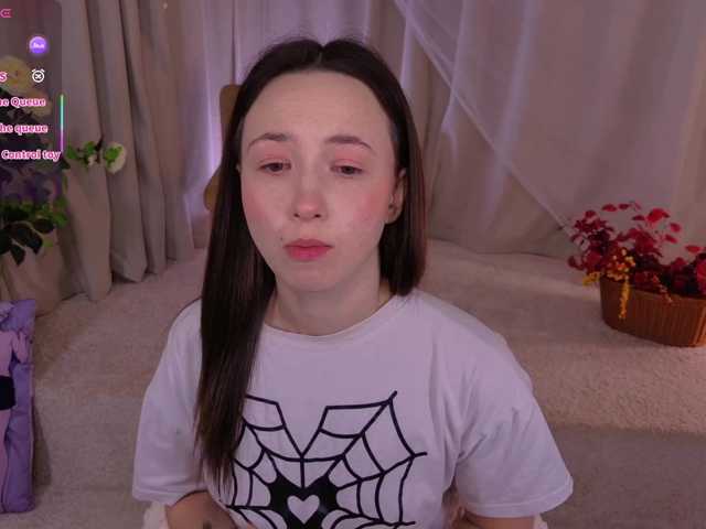 Trixiie live cam on BongaCams