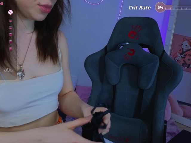 Trixiie's BongaCams show and profile