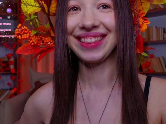 Trixiie live cam on BongaCams