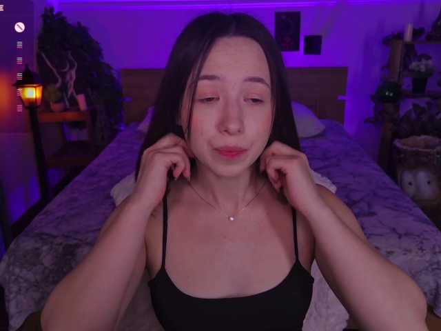 Trixiie live cam on BongaCams
