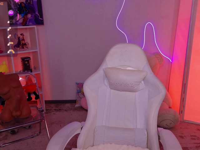 Trixiie live cam on BongaCams