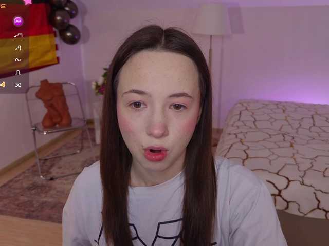 Trixiie live cam on BongaCams
