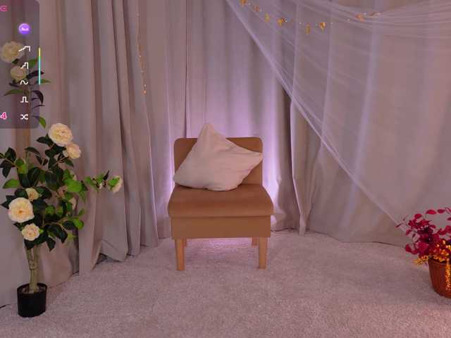 Trixiie live cam on BongaCams