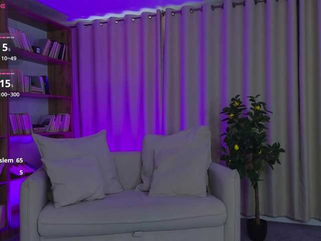 Trixiie live cam on BongaCams