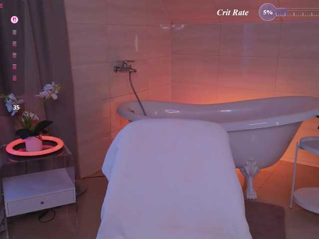 Trixiie live cam