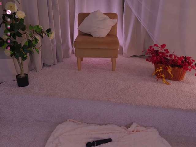 Trixiie live cam on BongaCams