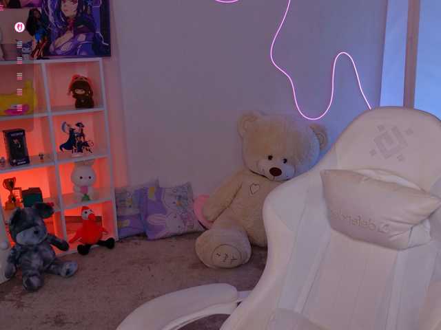 Trixiie live cam on BongaCams