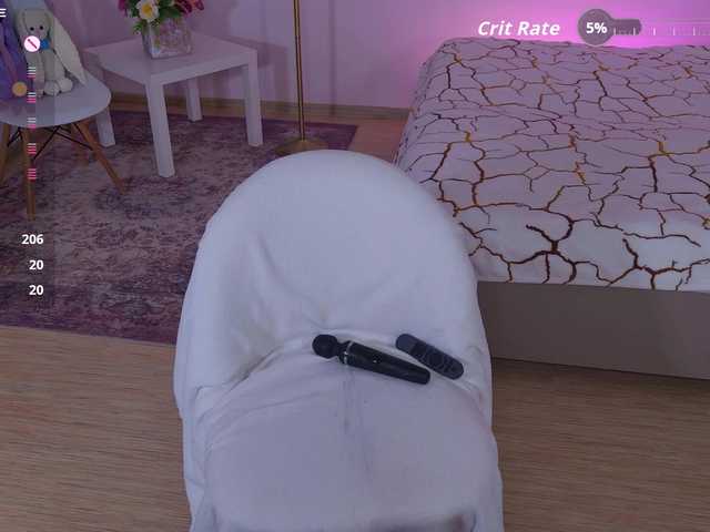 Trixiie live cam on BongaCams