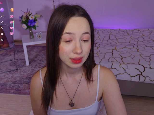Trixiie live cam on BongaCams