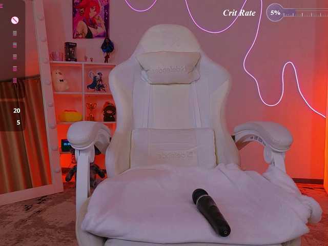 Trixiie live cam on BongaCams