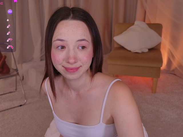 Trixiie live cam on BongaCams