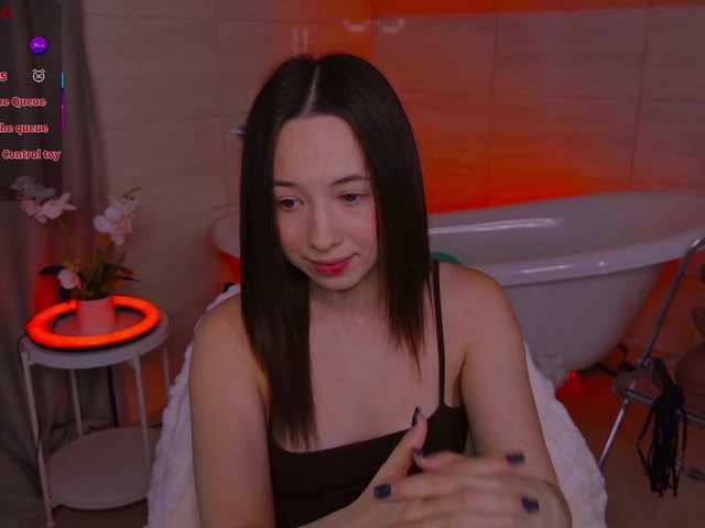 Trixiie live cam on BongaCams