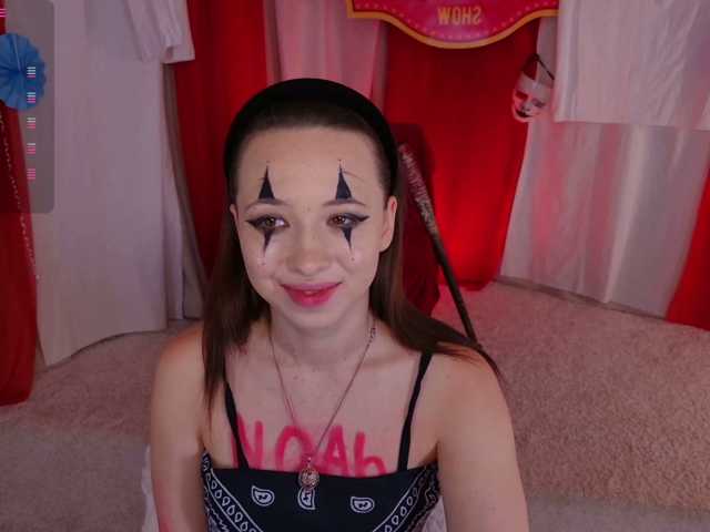 Trixiie live cam on BongaCams