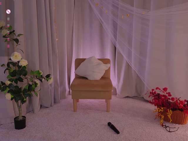Trixiie live cam on BongaCams