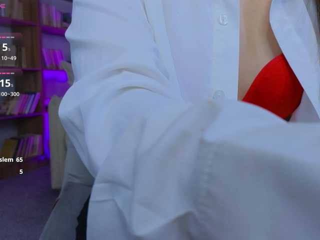 Trixiie live cam on BongaCams