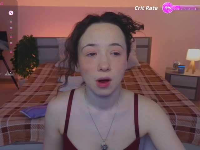 Trixiie's BongaCams show and profile