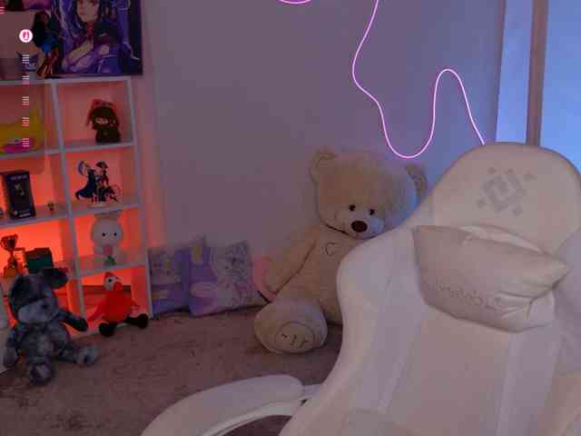 Trixiie's webcam live show