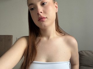 -Valeria- Porn Show