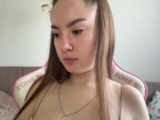 -Valeria- Porn Show