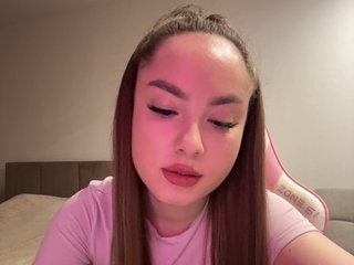 -Valeria- Porn Show