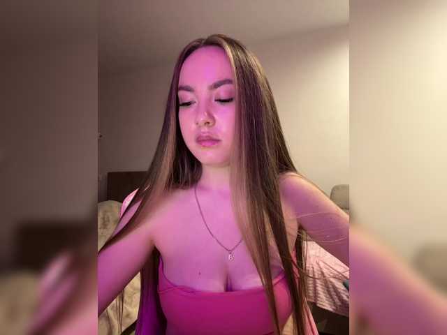 -LiaDark-, live now on BongaCams