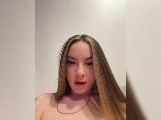-LiaDark-, live now on BongaCams