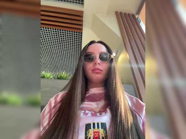 -liadark- live sex show