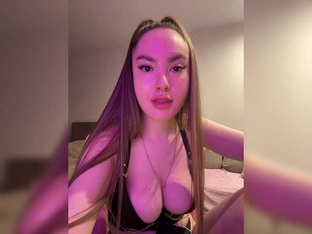 -LiaDark-, en directo ahora en BongaCams