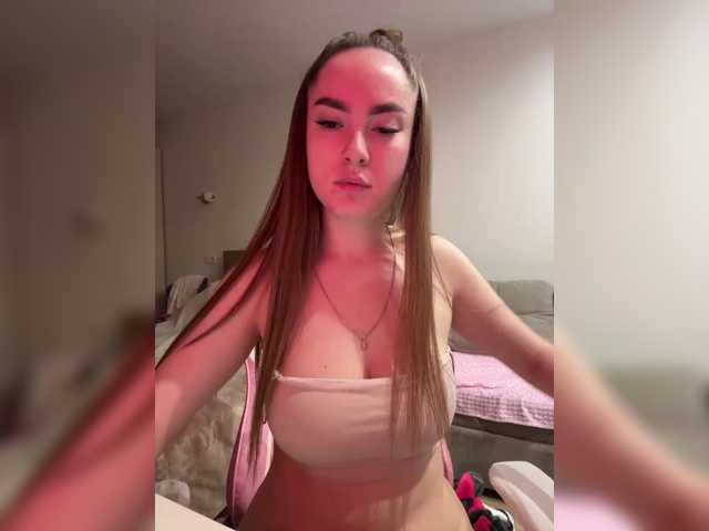 -Valeria-