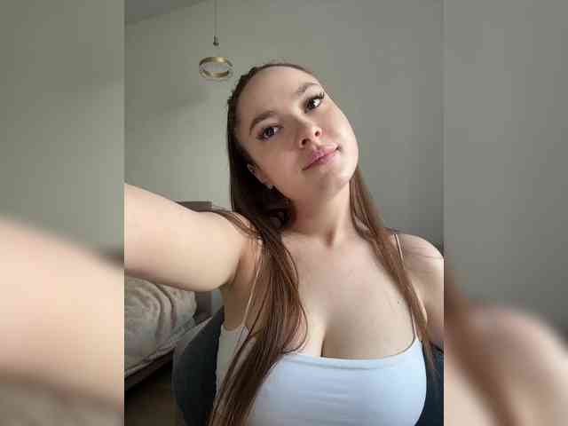 -Valeria-