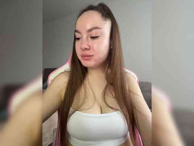 -Valeria-