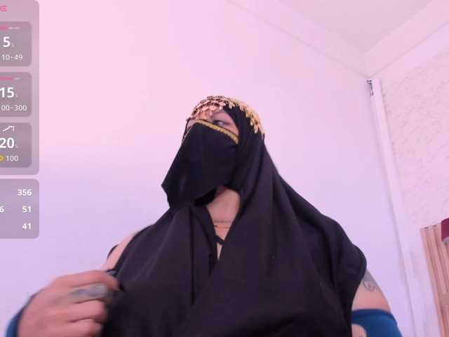 zully-arabb live cam on BongaCams