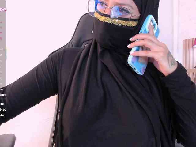 zully-arabb webcam