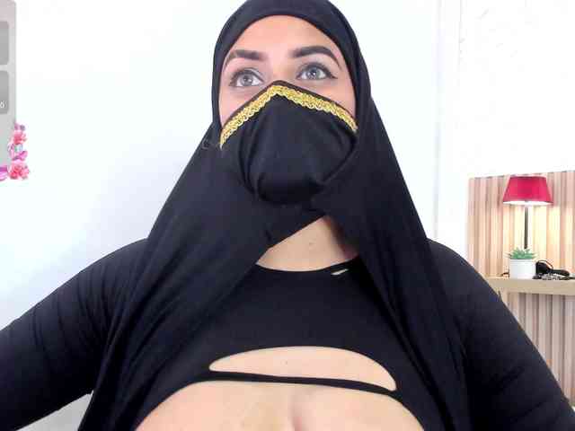 zully-arabb webcam