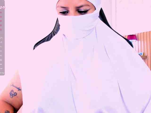 zully-arabb webcam