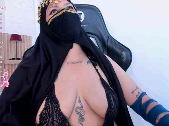 zully-arabb webcam