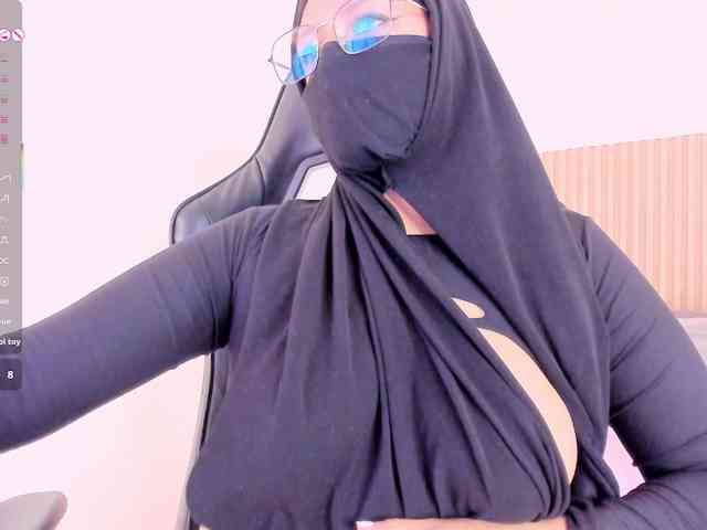 zully-arabb webcam