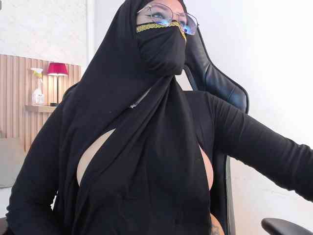 zully-arabb webcam