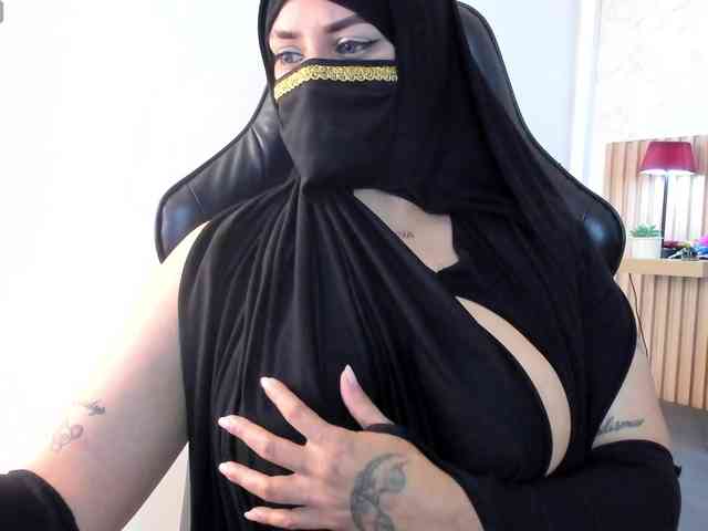 zully-arabb webcam